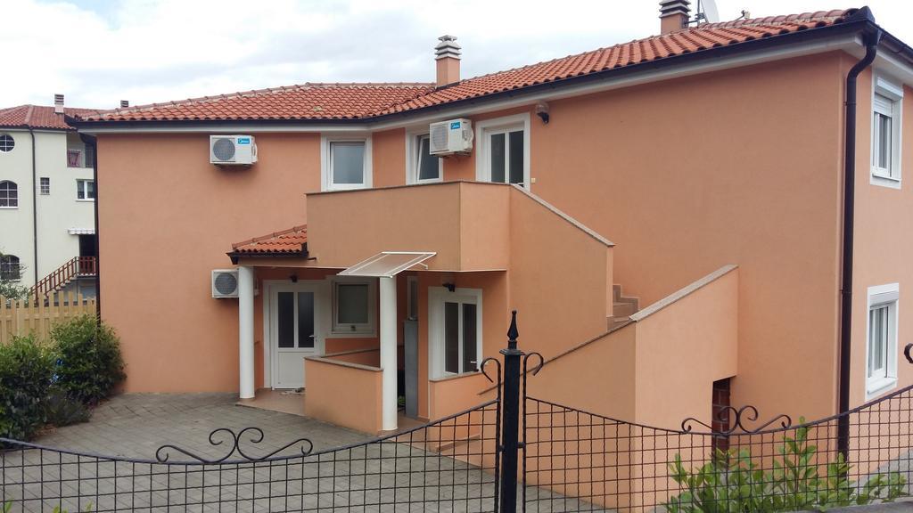 Apartman Dubravka 1 Lovran Exterior photo
