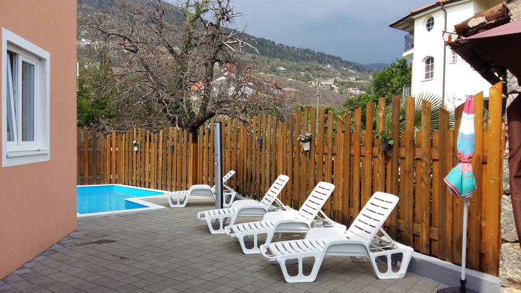 Apartman Dubravka 1 Lovran Exterior photo