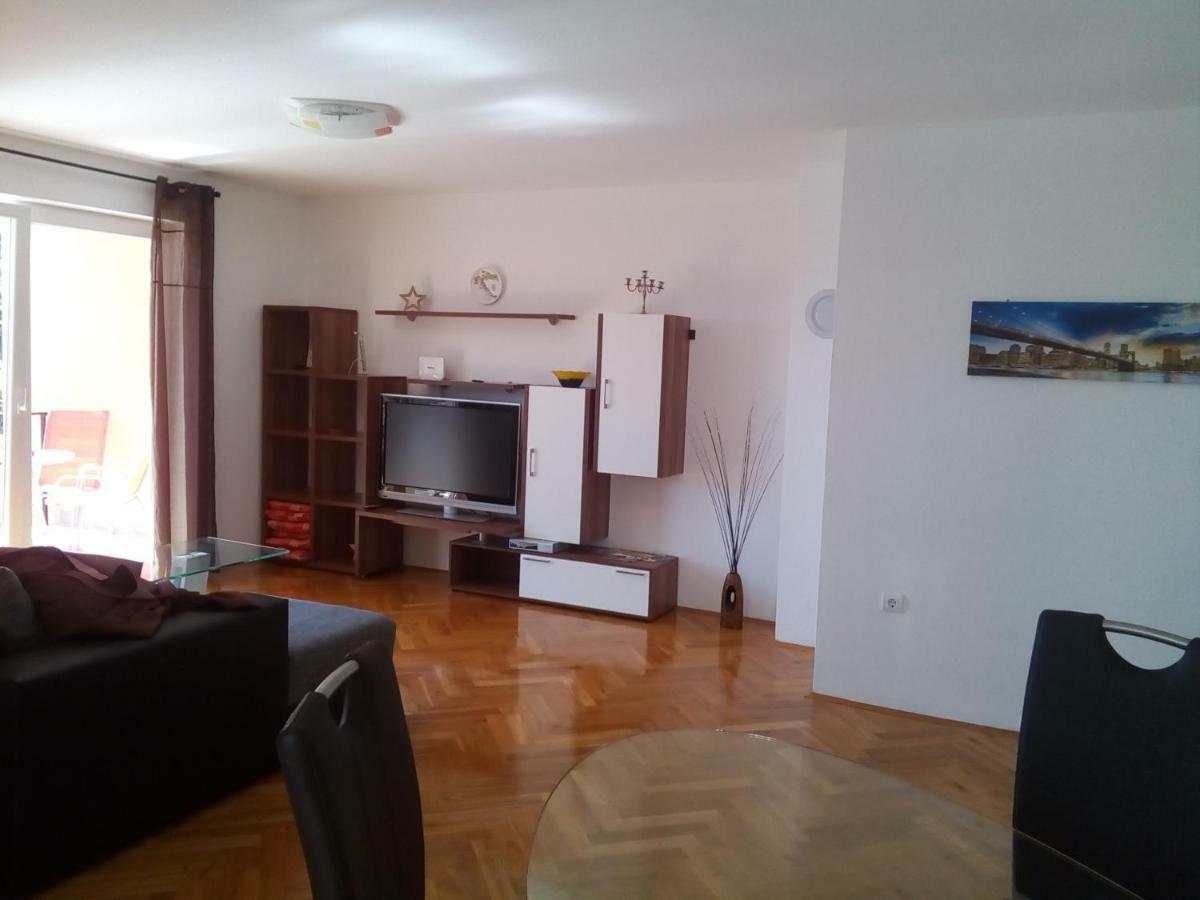 Apartman Dubravka 1 Lovran Exterior photo