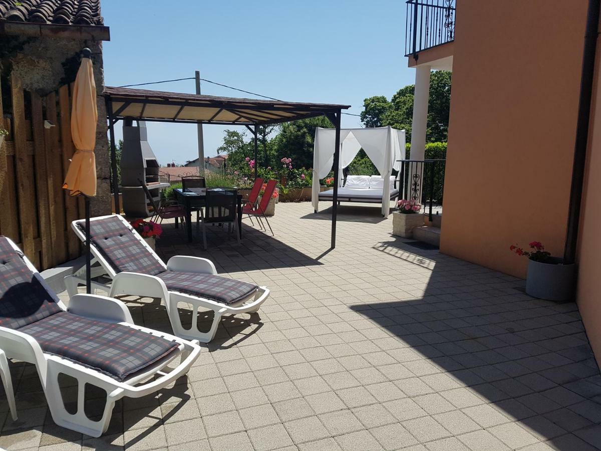 Apartman Dubravka 1 Lovran Exterior photo